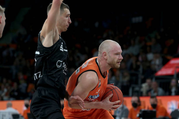 申花首发 申花首发